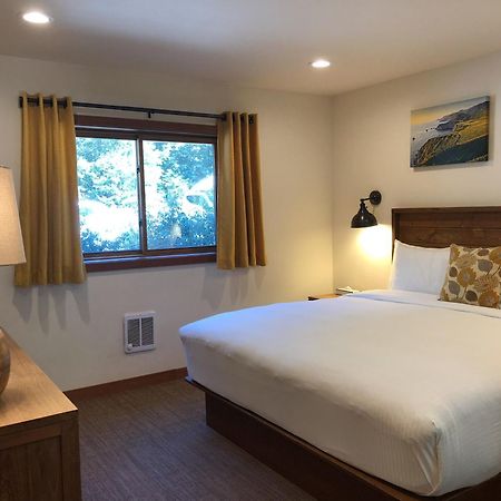 Big Sur River Inn Esterno foto